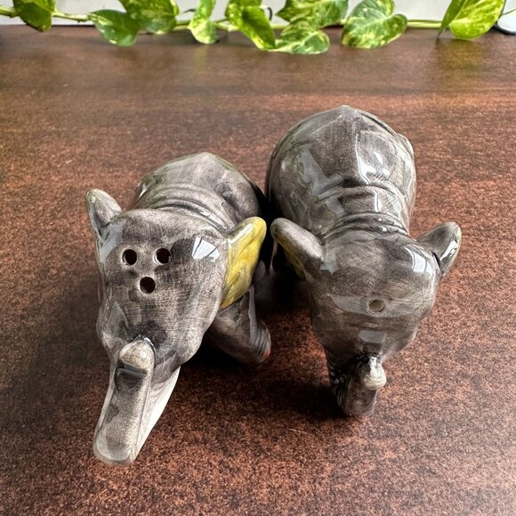 Vintage Ceramic Elephant Salt and Pepper Shakers, Gray Glazed Pottery Pair - Picture 3 of 5